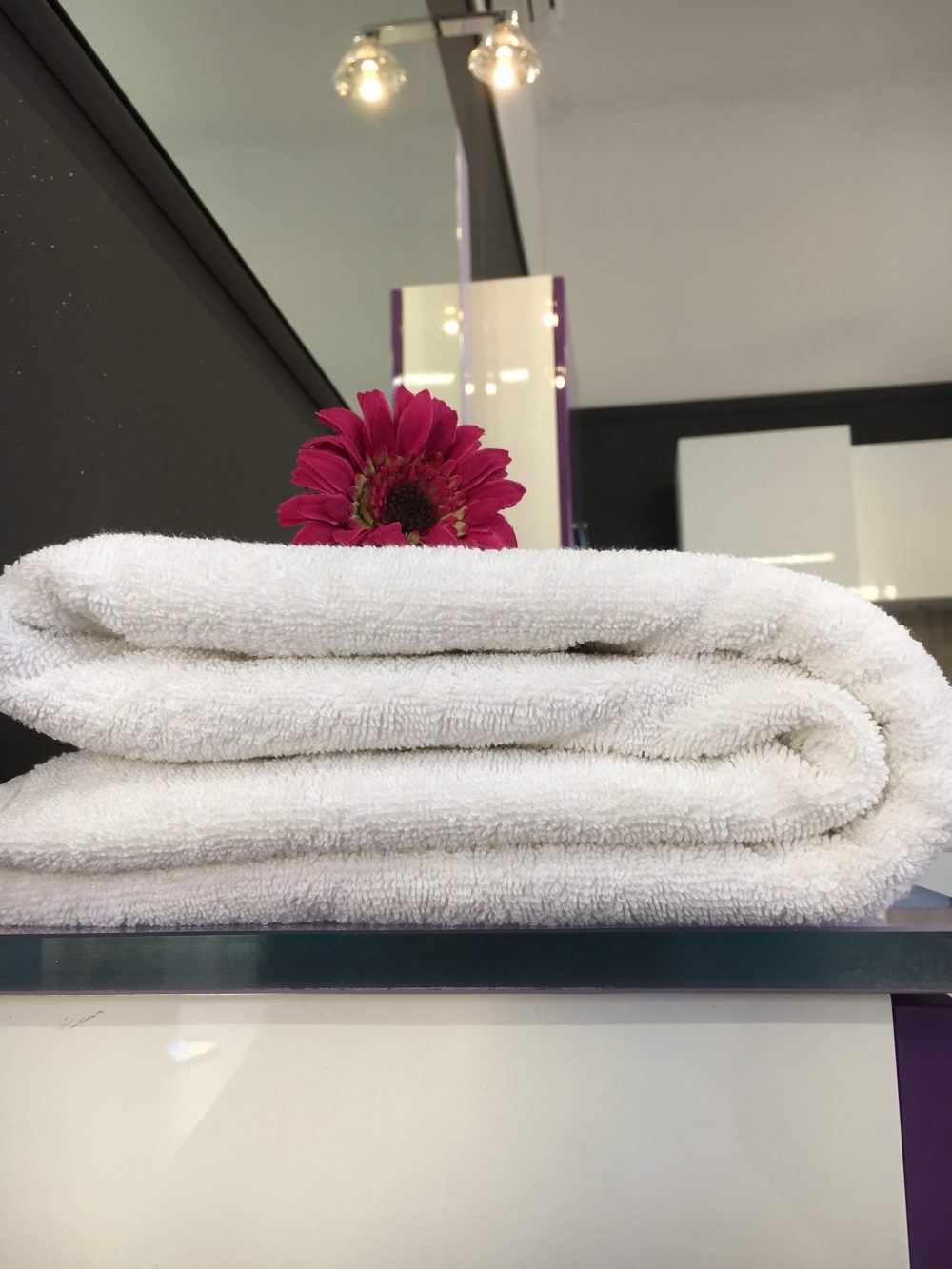 [:it]Asciugamano Bianco 100%cot[:en]White towel 100%cot[:fr]Serviette blanche 100%cot[:]